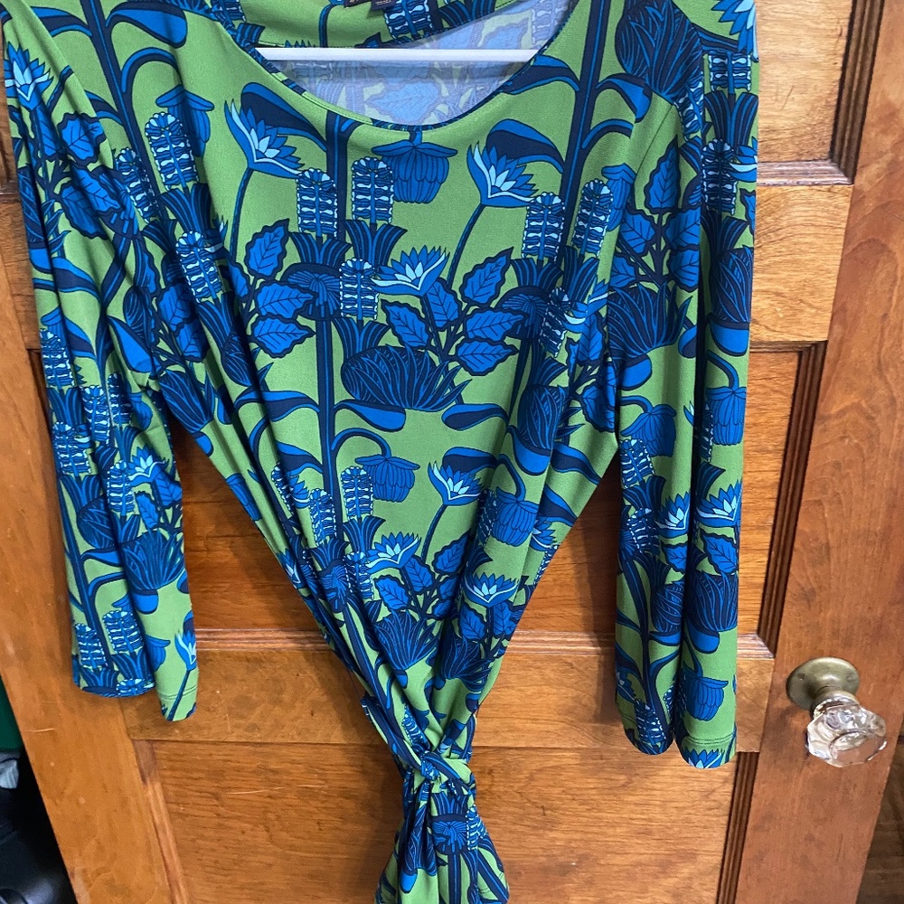 Brooks Brothers top size L